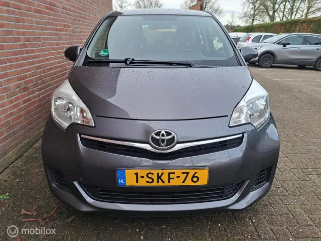 Toyota Verso-S 1.3 VVT-i Aspiration 2012 Benzine 3