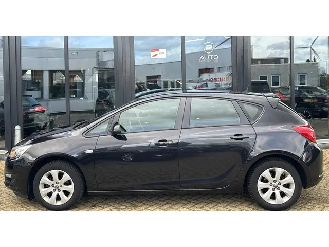 Opel Astra 1.4 Turbo Blitz 2015 Benzine 5