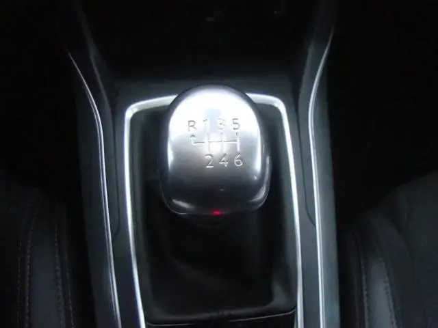 Peugeot 308 SW 1.5 BlueHDi Allure ( 6VER +NAVI ) 2018 Diesel 21