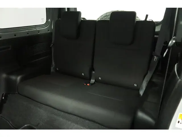 Suzuki Jimny 1.5 Select 2019 Benzine 17