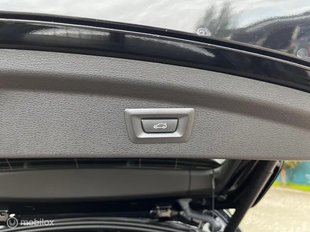 BMW X2 xDrive25e High Executive 2023 Hybride Benzine 16