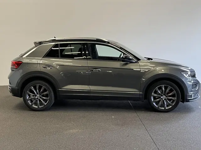 Volkswagen T-Roc 1.5 TSI 150pk DSG R-line 2018 Benzine 4