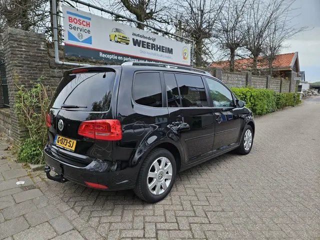 Volkswagen Touran 1.2 TSI Highline Life 2013 Benzine 8