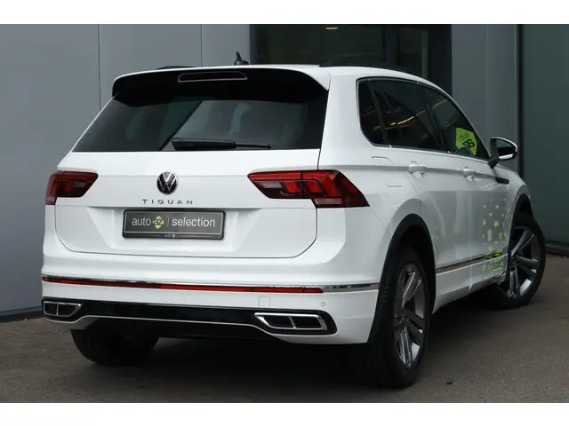 Volkswagen Tiguan 1.5 TSI R-Line Business+ 2024 Benzine 2