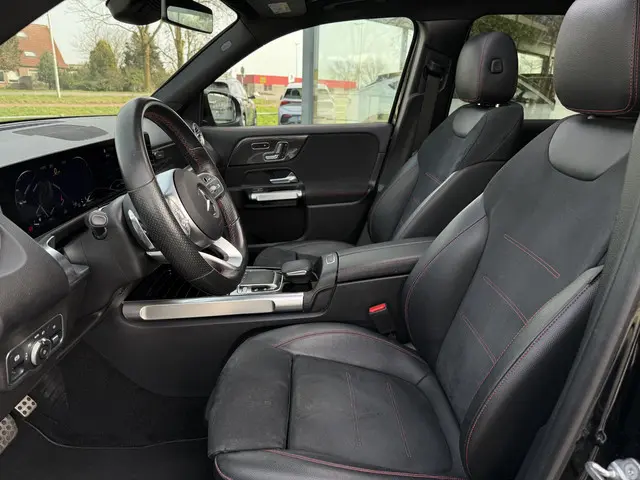 Mercedes-Benz GLB Aut. 180 Sol. AMG Edition 2021 Benzine 10