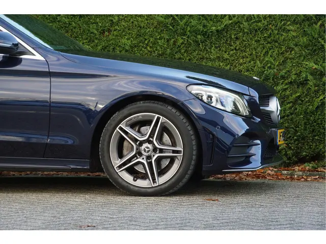 Mercedes-Benz C-Klasse C 180 AMG line 2020 Benzine 43