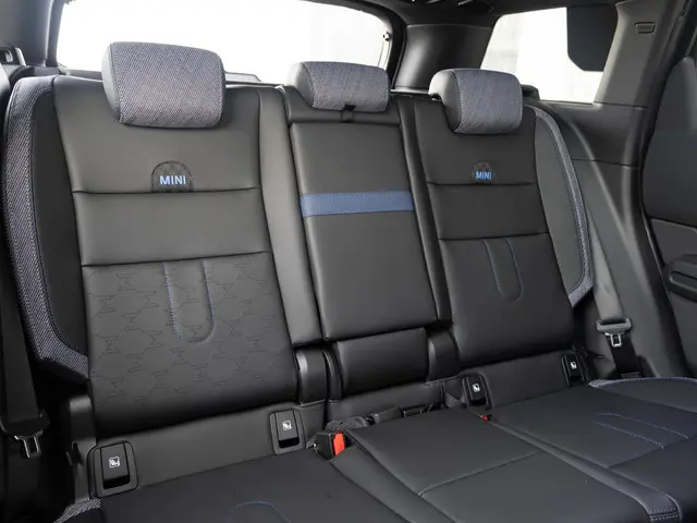 MINI Countryman C 2025 Benzine 11