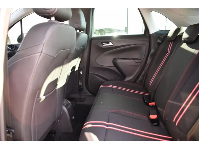 Opel Crossland 1.2 Turbo Level 4 2023 Benzine 21