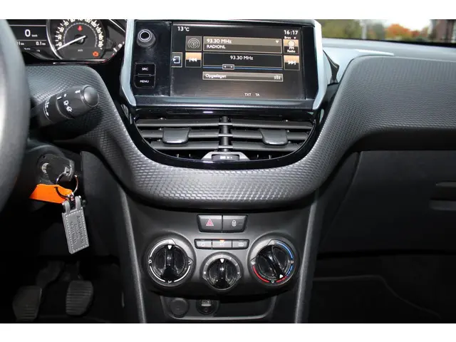 Peugeot 2008 1.2 PureTech Style 2015 Benzine 20