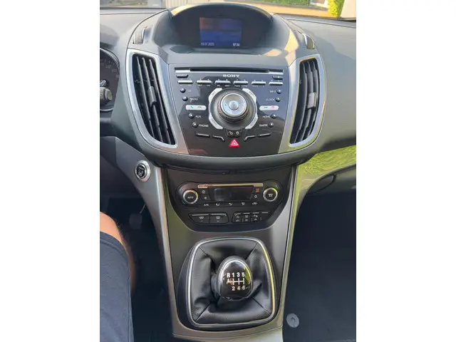 Ford C-MAX 1.0 Titanium Edition 2015 Benzine 12