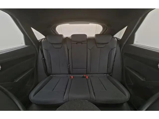 Audi Q5 40 TFSI S edition 2024 Benzine 11