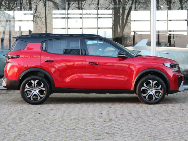 Citroën C3 Aircross 1.2 Turbo 100pk Plus 2025 Benzine 21