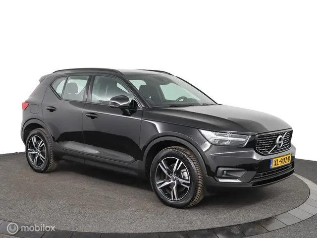 Volvo XC40 2.0 T4 R-Design 2019 Benzine 3