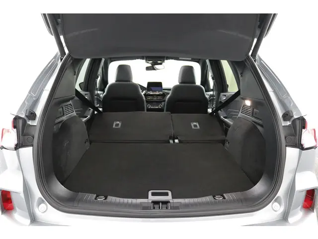 Ford Kuga 2.5 PHEV ST-Line 2021 Hybride Benzine 23