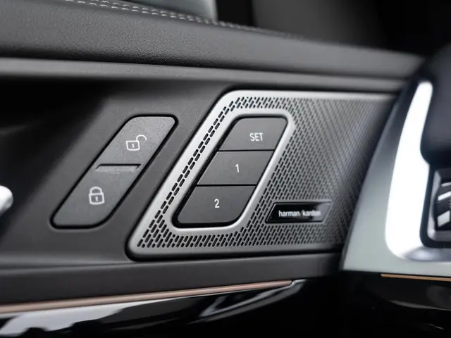 BMW X1 xDrive23i 2025 Benzine 26