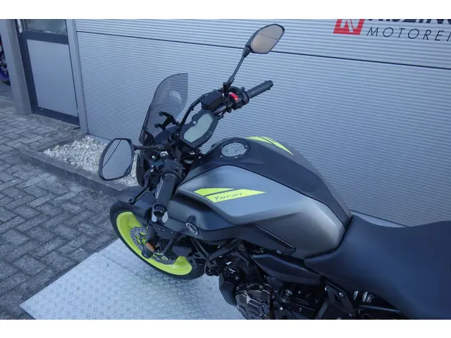 Yamaha MT 07 ABS 2018 Benzine 21