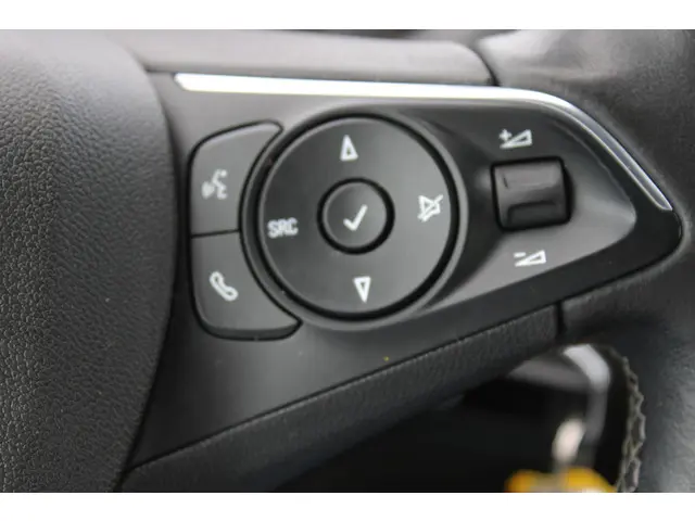 Opel Grandland X 1.2T 130 INNOVATION 2019 Benzine 39