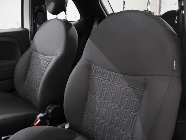 Fiat 500 1.0 Hybrid Dolcevita Finale 2024 Benzine 10