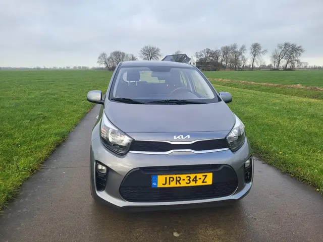 Kia Picanto 2023 27.615km 5drs 2023 Benzine 8