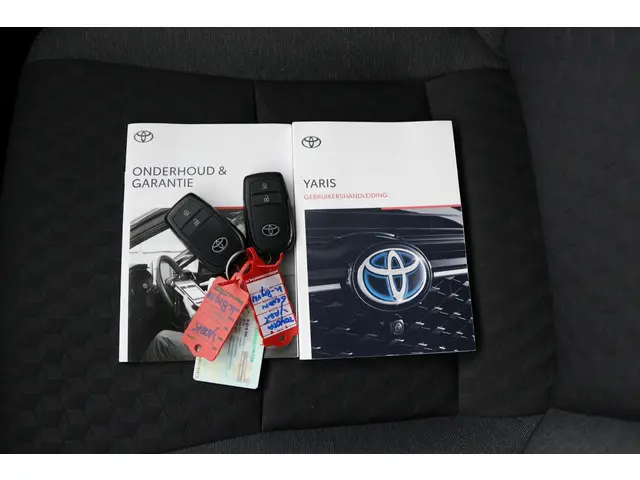 Toyota Yaris 1.5 VVT-i Dynamic 2021 Benzine 11