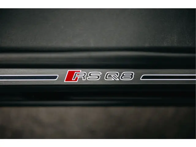 Audi RSQ8 4.0 TFSI quattro 2020 Hybride Benzine 23
