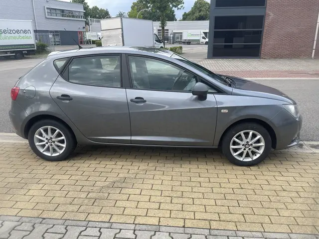 SEAT Ibiza 1.2 Style, 5x deuren, Carplay, Airco 2012 Benzine 4