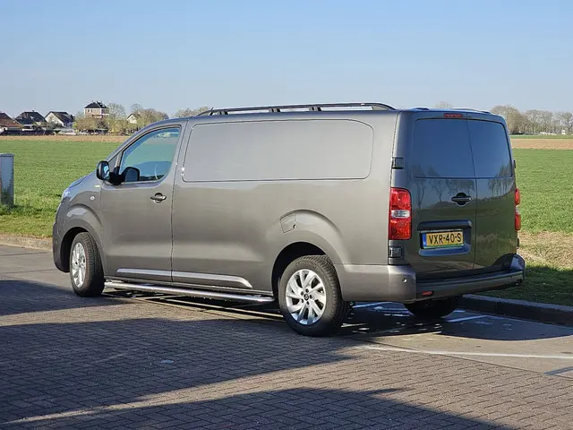 Citroën Jumpy 2.0 2023 Diesel 6