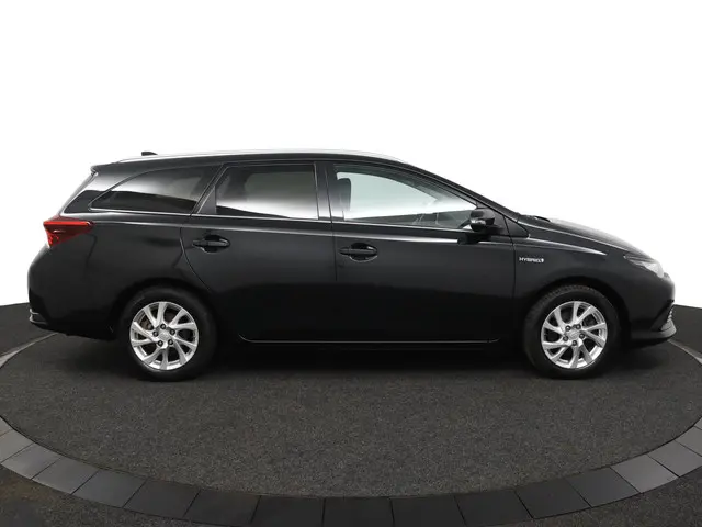Toyota Auris 1.8 Hybrid Dynamic 2018 Hybride Benzine 13
