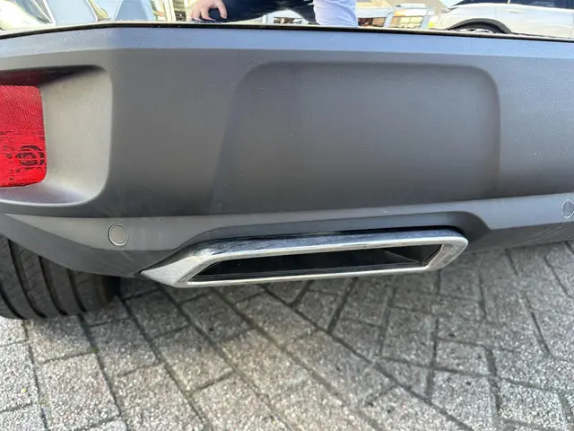 Peugeot 3008 1.6 HYbrid 225 PK GT 2023 Hybride Benzine 57