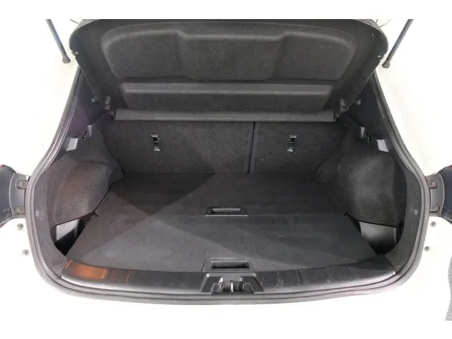 Nissan QASHQAI 1.2 Premier Edition 2014 Benzine 31