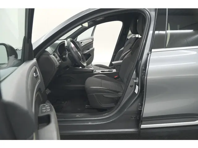 Renault Arkana Mild Hybrid 140 EDC Techno 2024 Benzine 26