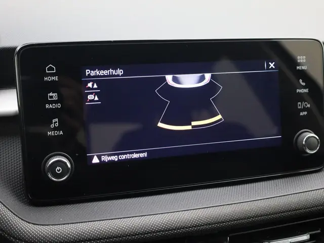 Škoda Fabia 1.0TSI/115PK Selection DSG 2025 Benzine 9