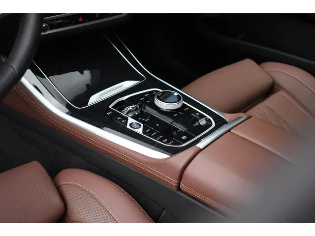 BMW X5 xDrive50e M-Sport Pro 2024 Hybride Benzine 99
