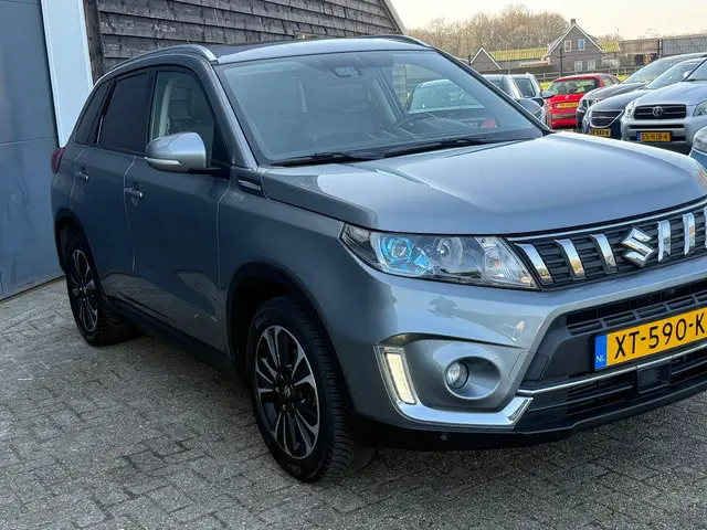 Suzuki Vitara 1.0 Boosterjet Stijl automaat 2019 Benzine 3