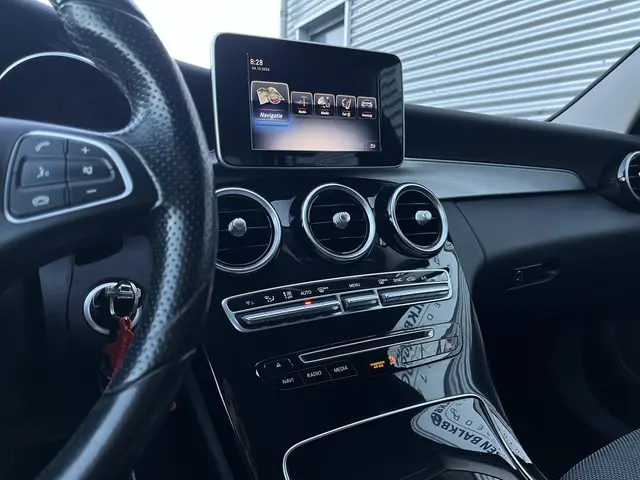 Mercedes-Benz C-Klasse 180 Prestige 2014 Benzine 23