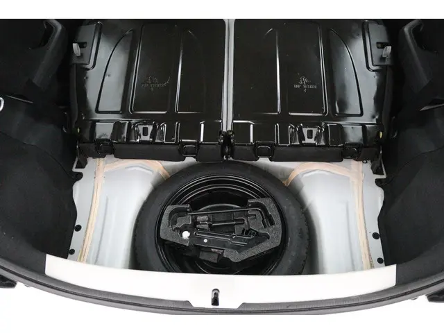 Toyota Aygo 1.0 VVT-i x-play 2015 Benzine 32