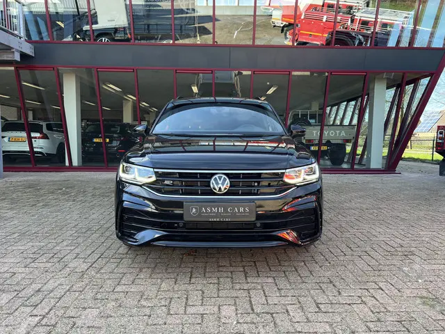 Volkswagen Tiguan 1.5 TSI R-Line Business+ 2023 Benzine 2
