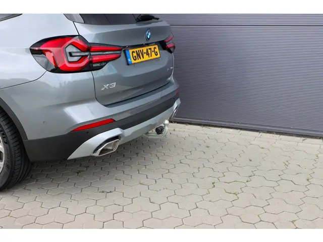 BMW X3 xDrive30e High Executive 2023 Hybride Benzine 19