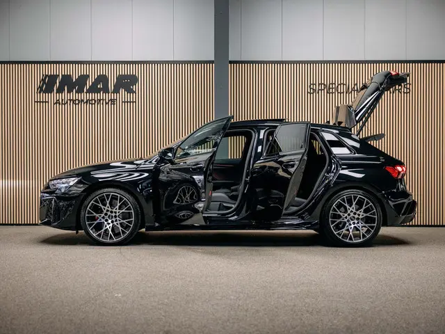 Audi RS3 Sportback 2.5 TFSI quattro 2025 Benzine 19