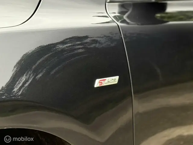 Ford Focus 1.0 EcoBoost ST Line | Carplay | PDC | 2020 Benzine 10