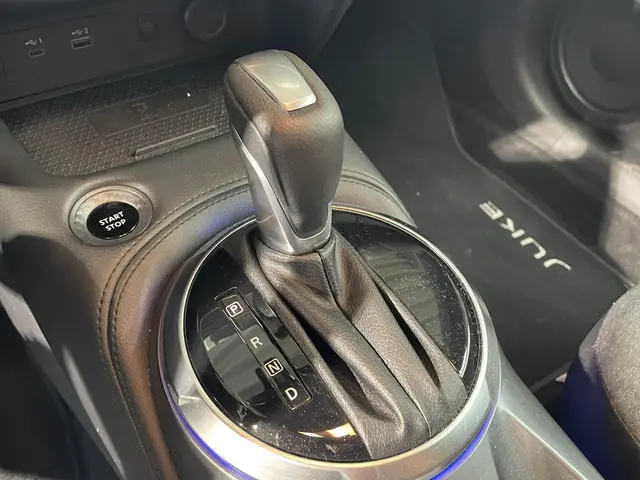 Nissan Juke 1.6 Hybrid N-Connecta 2024 Hybride Benzine 22