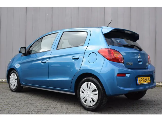 Mitsubishi Space Star 1.0 5Drs Cool+ 2017 Benzine 19