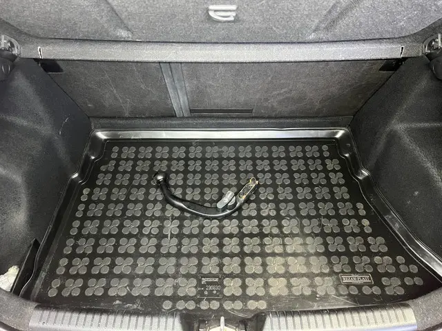 Hyundai i30 1.6 GDI i-Motion AUTOMAAT 2012 Benzine 9