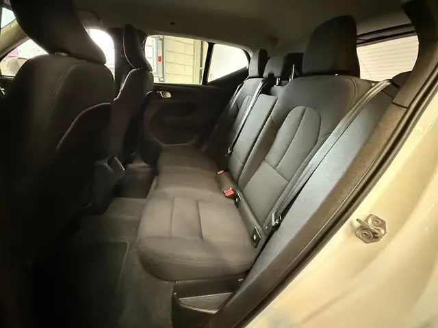 Volvo XC40 1.5 T2 Momentum Automaat 2021 Benzine 29