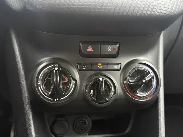 Peugeot 2008 1.2 PureTech Active 2017 Benzine 21