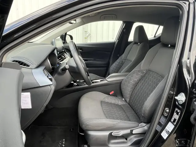 Toyota C-HR 1.8 Hybrid Dynamic 2020 Hybride Benzine 15