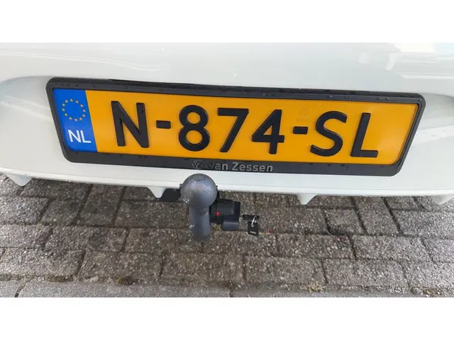 Mitsubishi Space Star 1.2 Intense 2021 Benzine 14