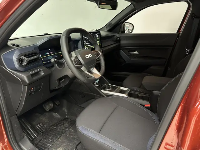 Dacia Duster 1.6 Hybrid 140 Journey 2025 Hybride Benzine 19
