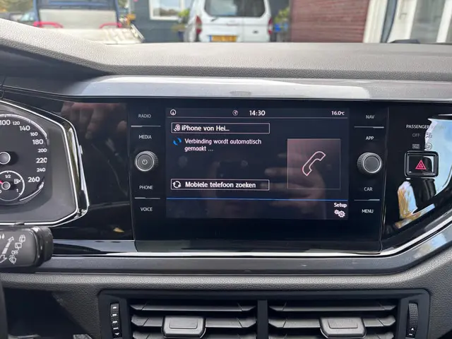 Volkswagen Polo 1.0 TSI Highline R-line 2018 Benzine 34