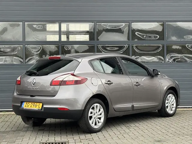 Renault Mégane 1.2 TCE LIMITED 2015 Benzine 3